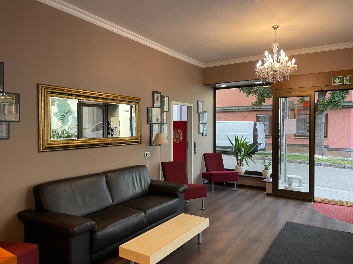 Hafner Hotel- Apartment -Self Check-In Штутгарт Экстерьер фото