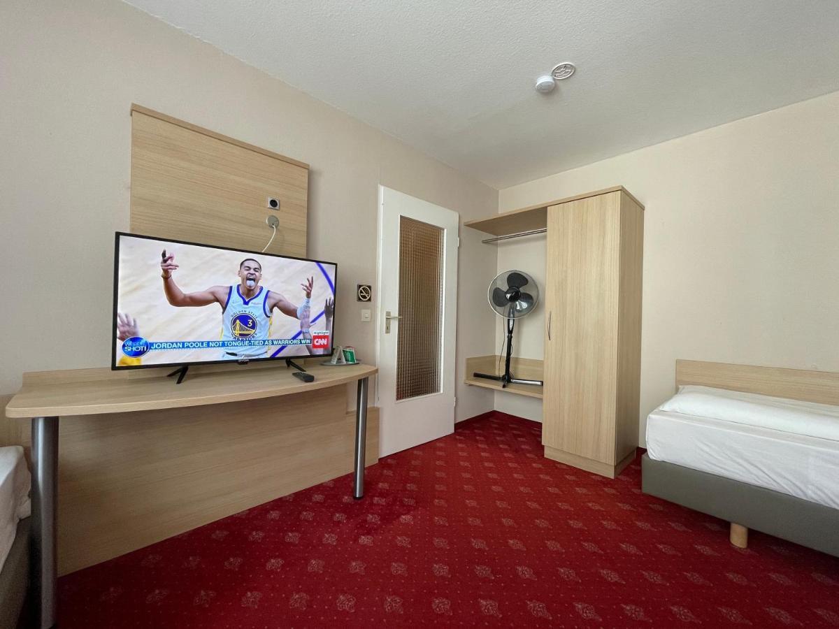 Hafner Hotel- Apartment -Self Check-In Штутгарт Экстерьер фото