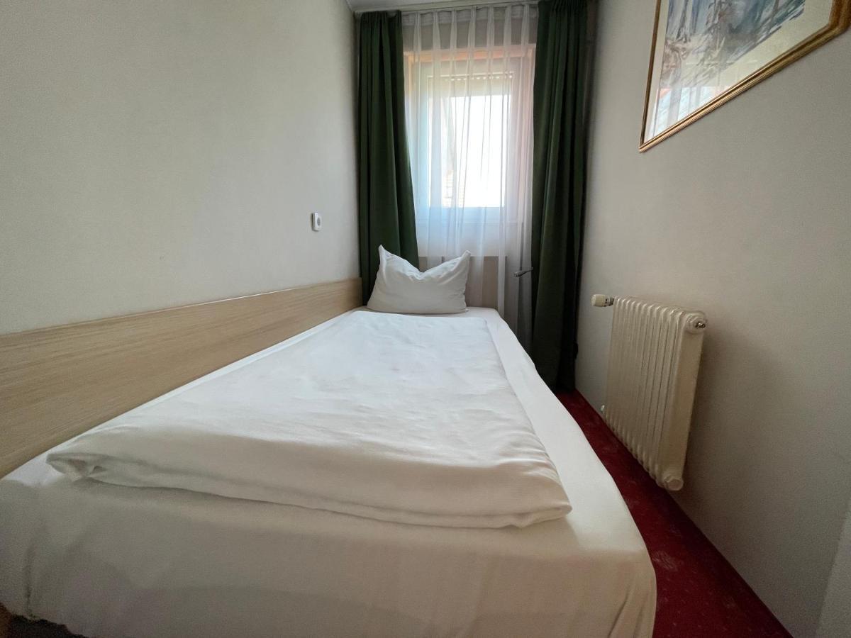 Hafner Hotel- Apartment -Self Check-In Штутгарт Экстерьер фото