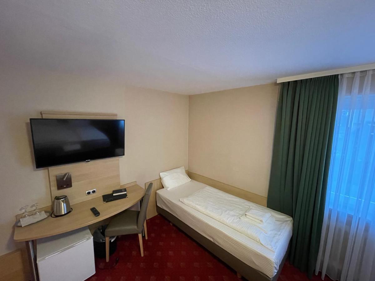 Hafner Hotel- Apartment -Self Check-In Штутгарт Экстерьер фото