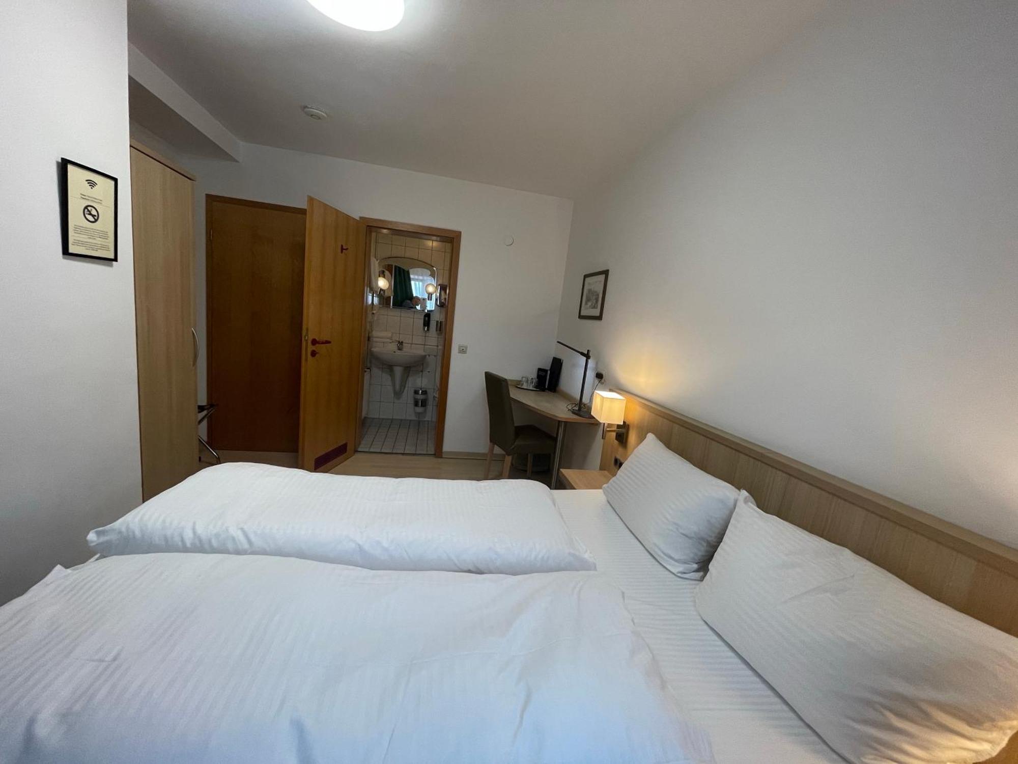 Hafner Hotel- Apartment -Self Check-In Штутгарт Экстерьер фото